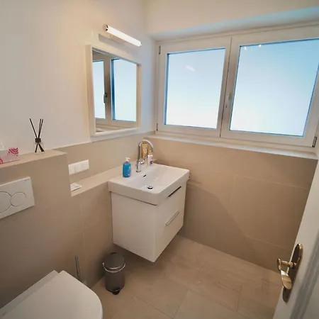 度假居 Haus An Der Lieser By Interhome *
